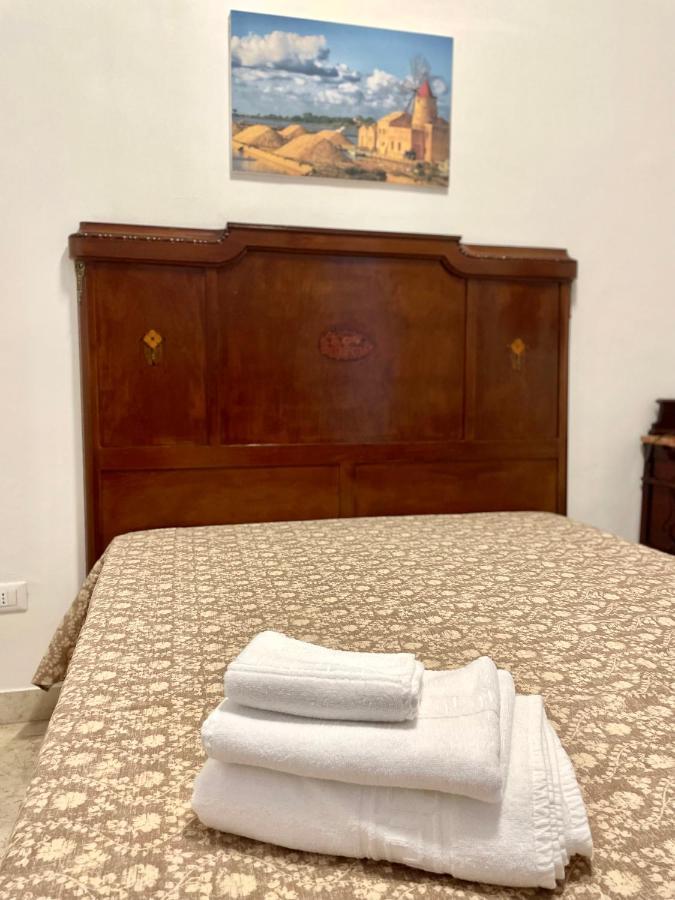 Apartamento Calici Di Marsala - Via Roma 73 Exterior foto